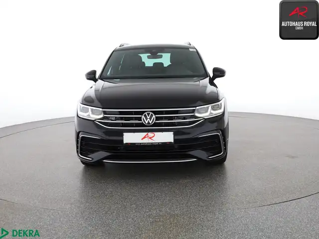 Volkswagen Tiguan view 8