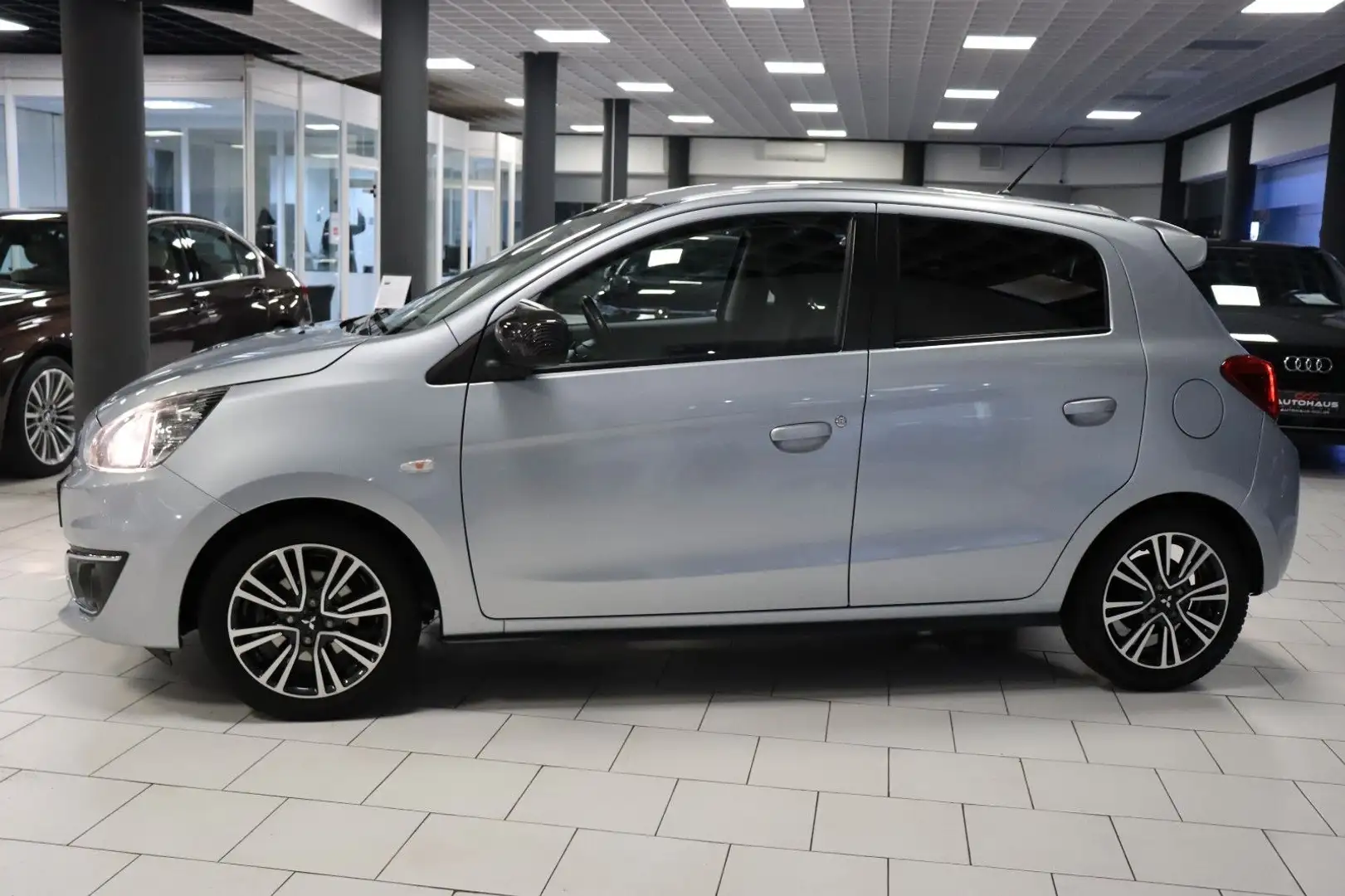 Mitsubishi Space Star Edition 100+|NAVI|SHZ|CarPlay| Plateado - 2