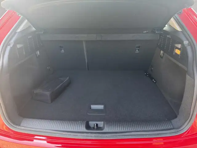 Audi Q2 view 13