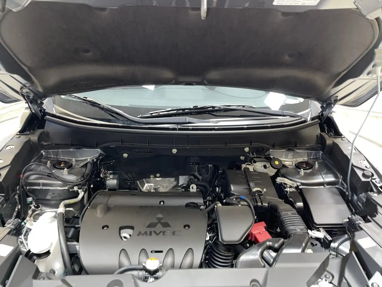 Mitsubishi RVR снимка Mitsubishi RVR