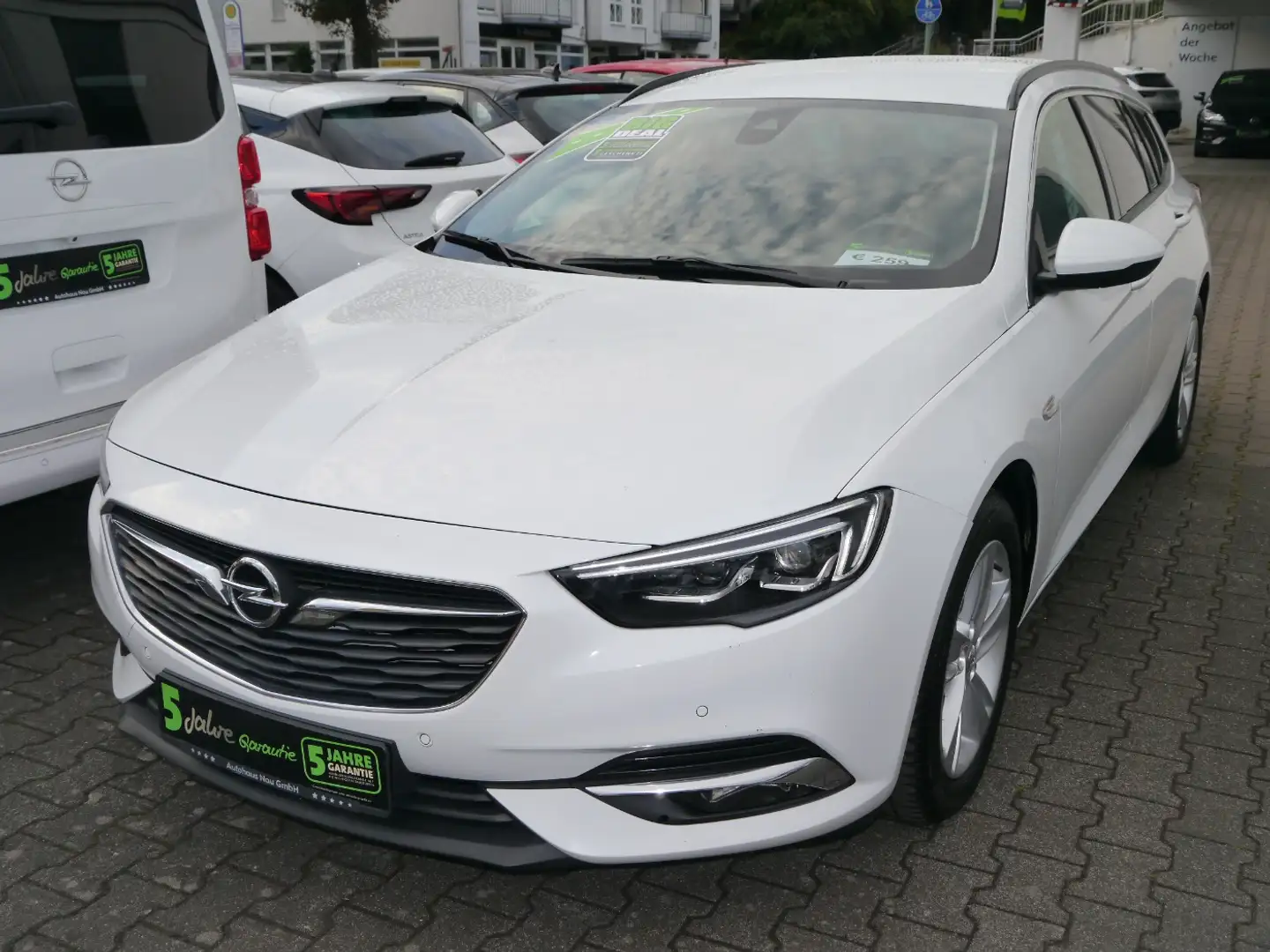 Opel Insignia B ST 2.0 CDTI Edition Incl.Big Deal Білий - 2