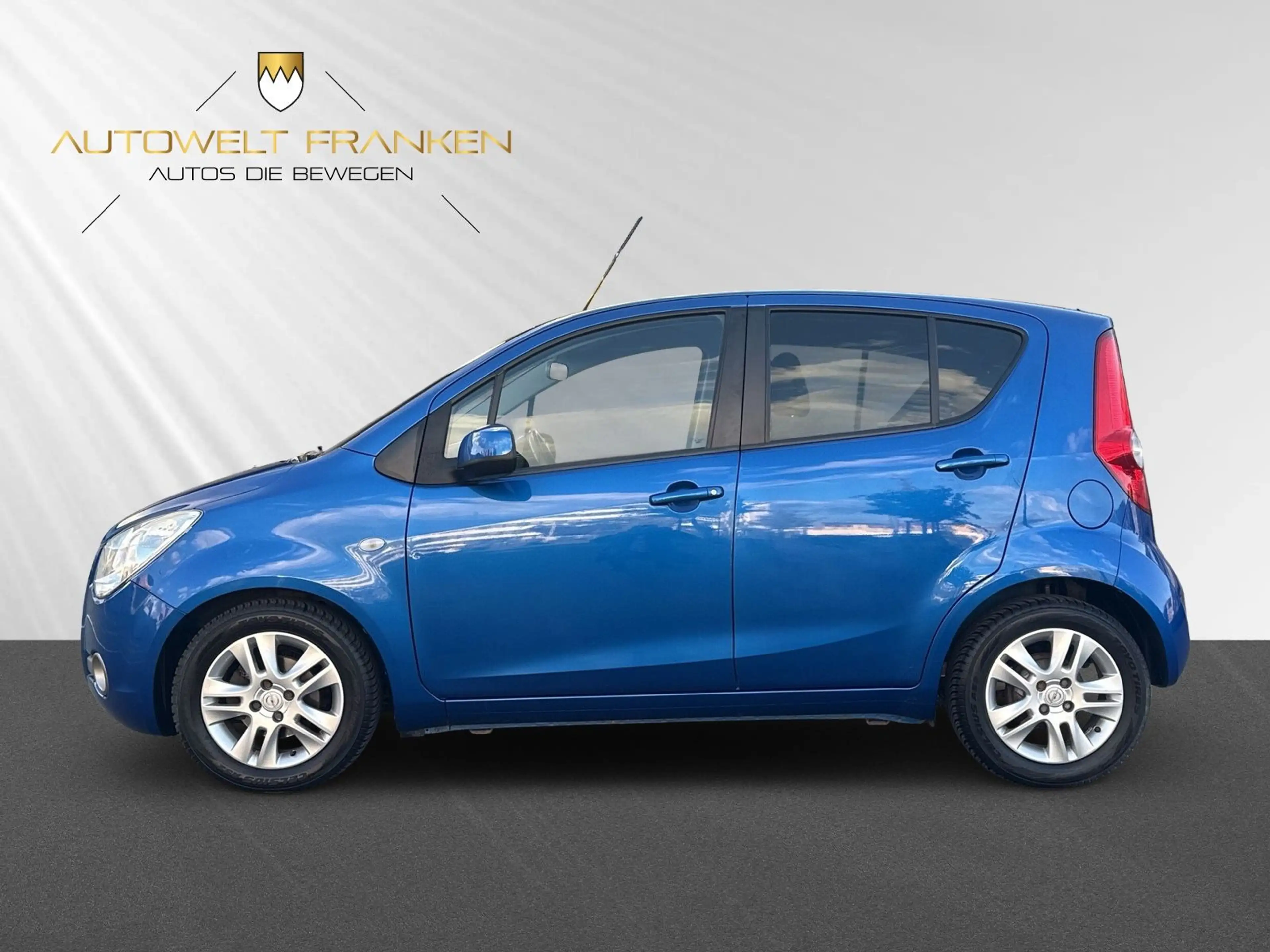 Opel Agila 1.2 *AUTOMATIK*WENIG KM*SCHECKHEFT*SHZ* — photo 4