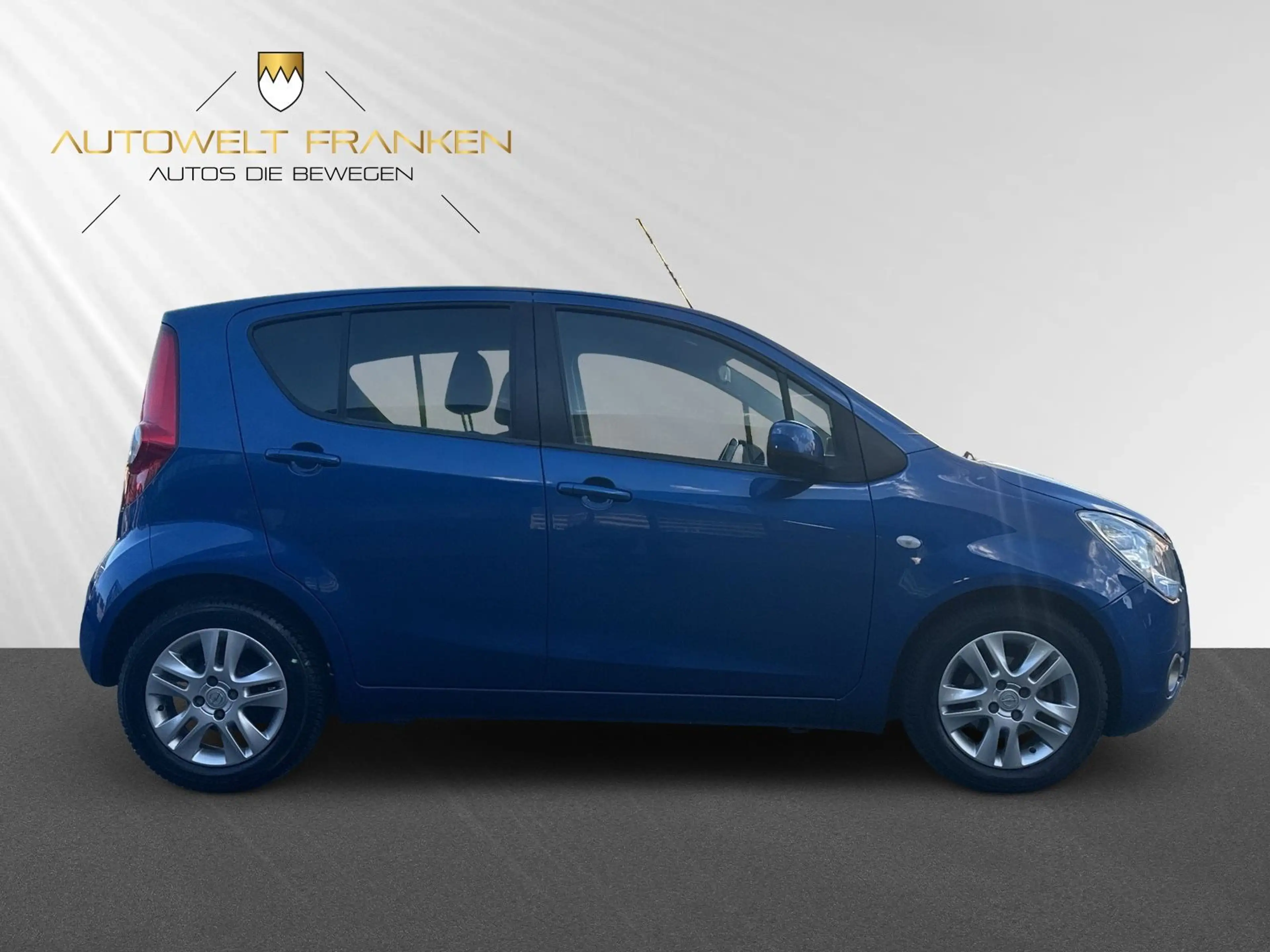 Opel Agila 1.2 *AUTOMATIK*WENIG KM*SCHECKHEFT*SHZ* — photo 9