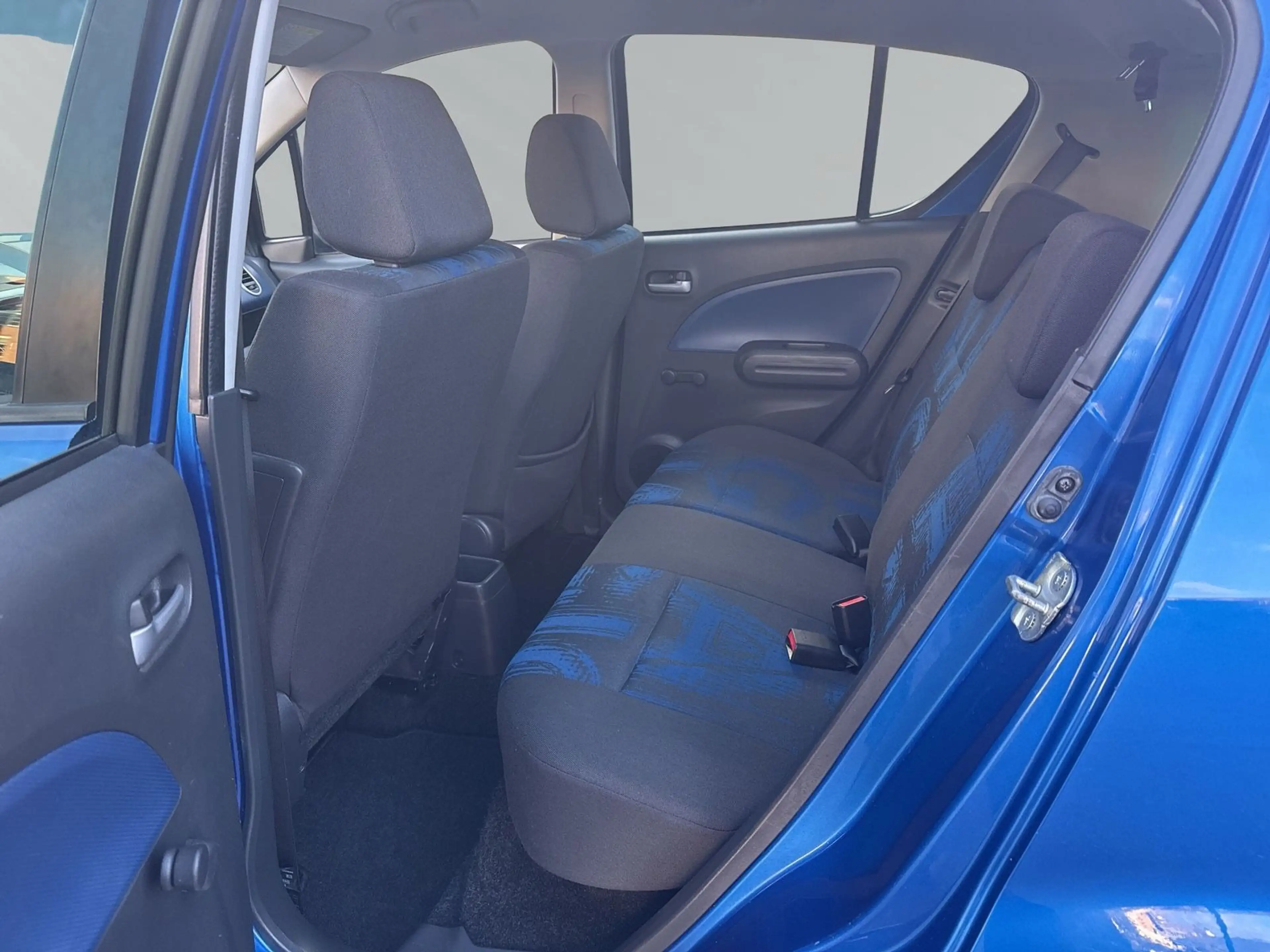 Opel Agila 1.2 *AUTOMATIK*WENIG KM*SCHECKHEFT*SHZ* — photo 12