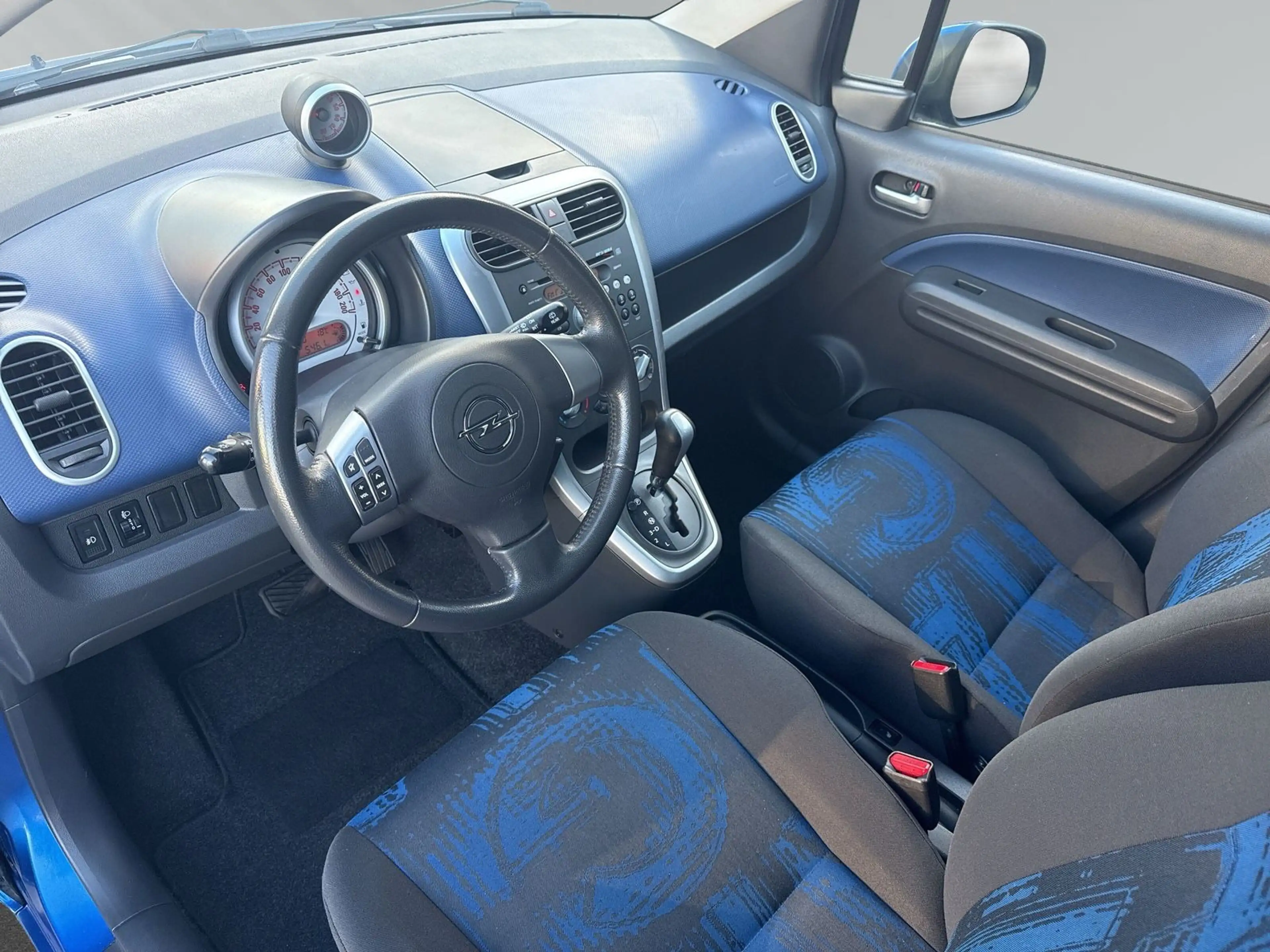 Opel Agila 1.2 *AUTOMATIK*WENIG KM*SCHECKHEFT*SHZ* — photo 13