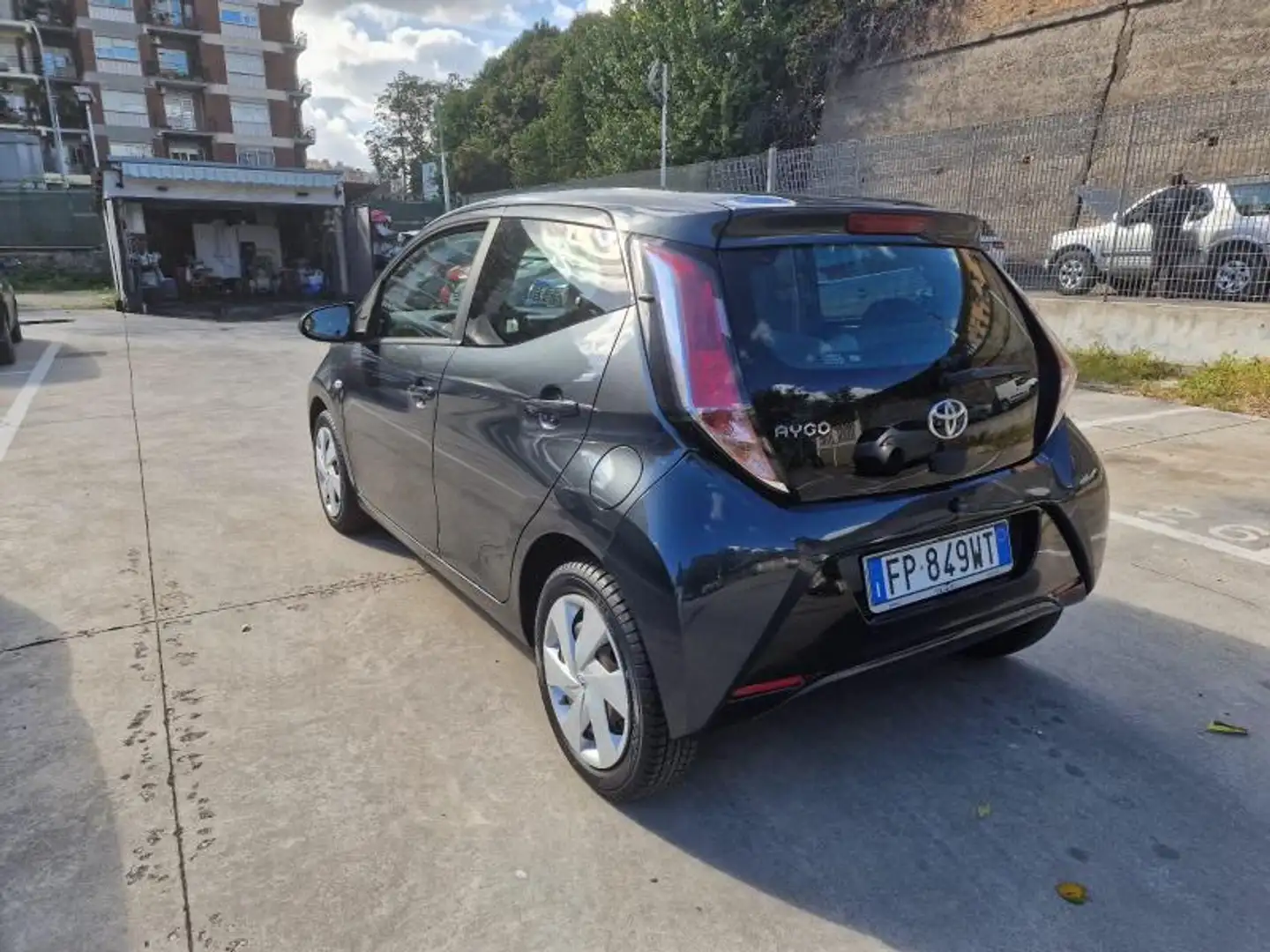 Toyota Aygo X Aygo 5p 1.0 x-business - 2