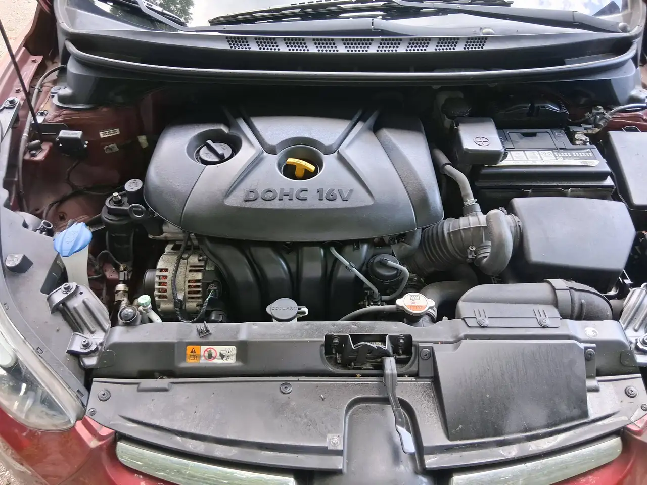 Hyundai ELANTRA снимка Hyundai ELANTRA