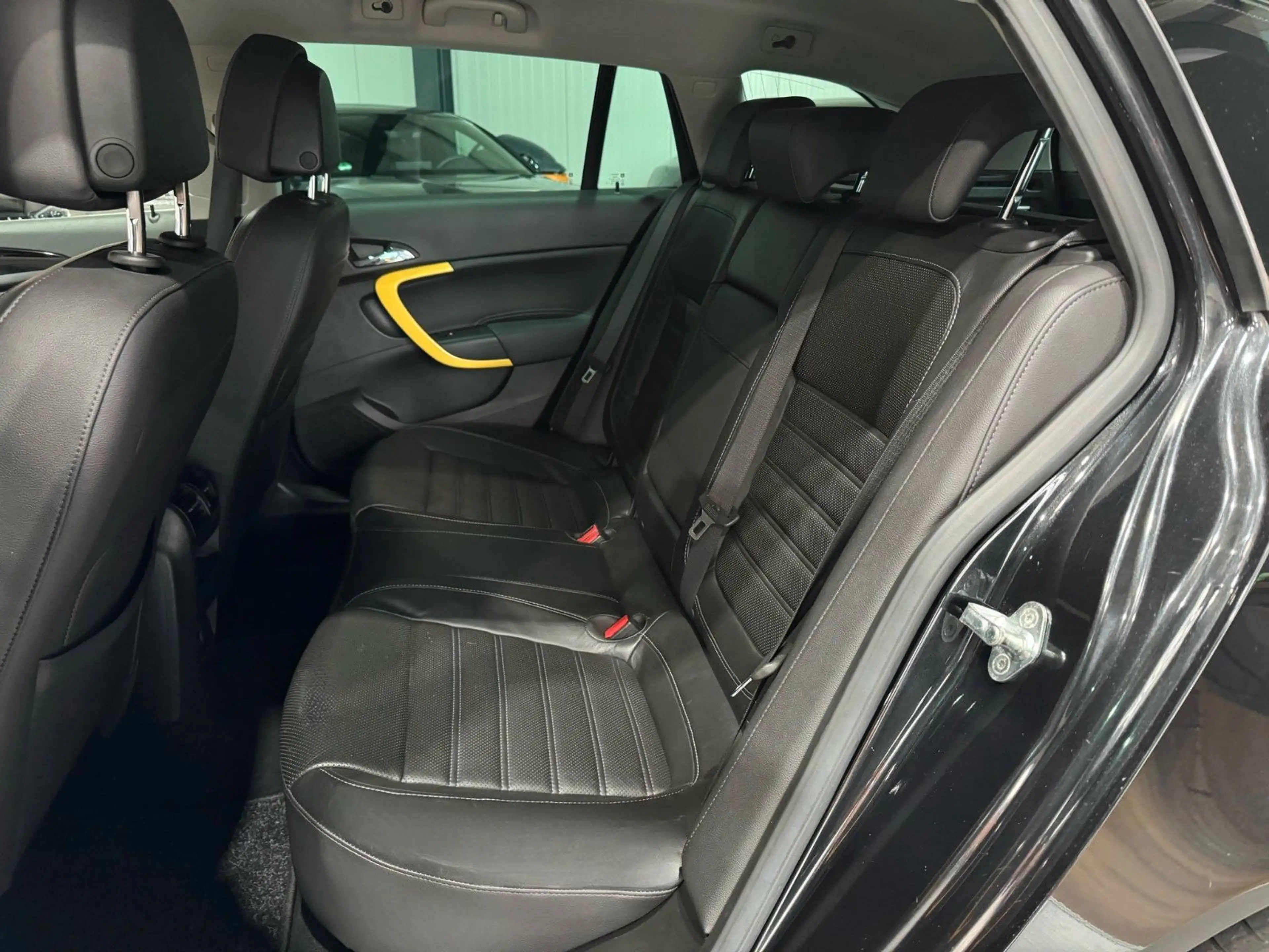 Opel Insignia A Sports Tourer Cosmo 2.0D NAVI SHZ AHK — photo 14