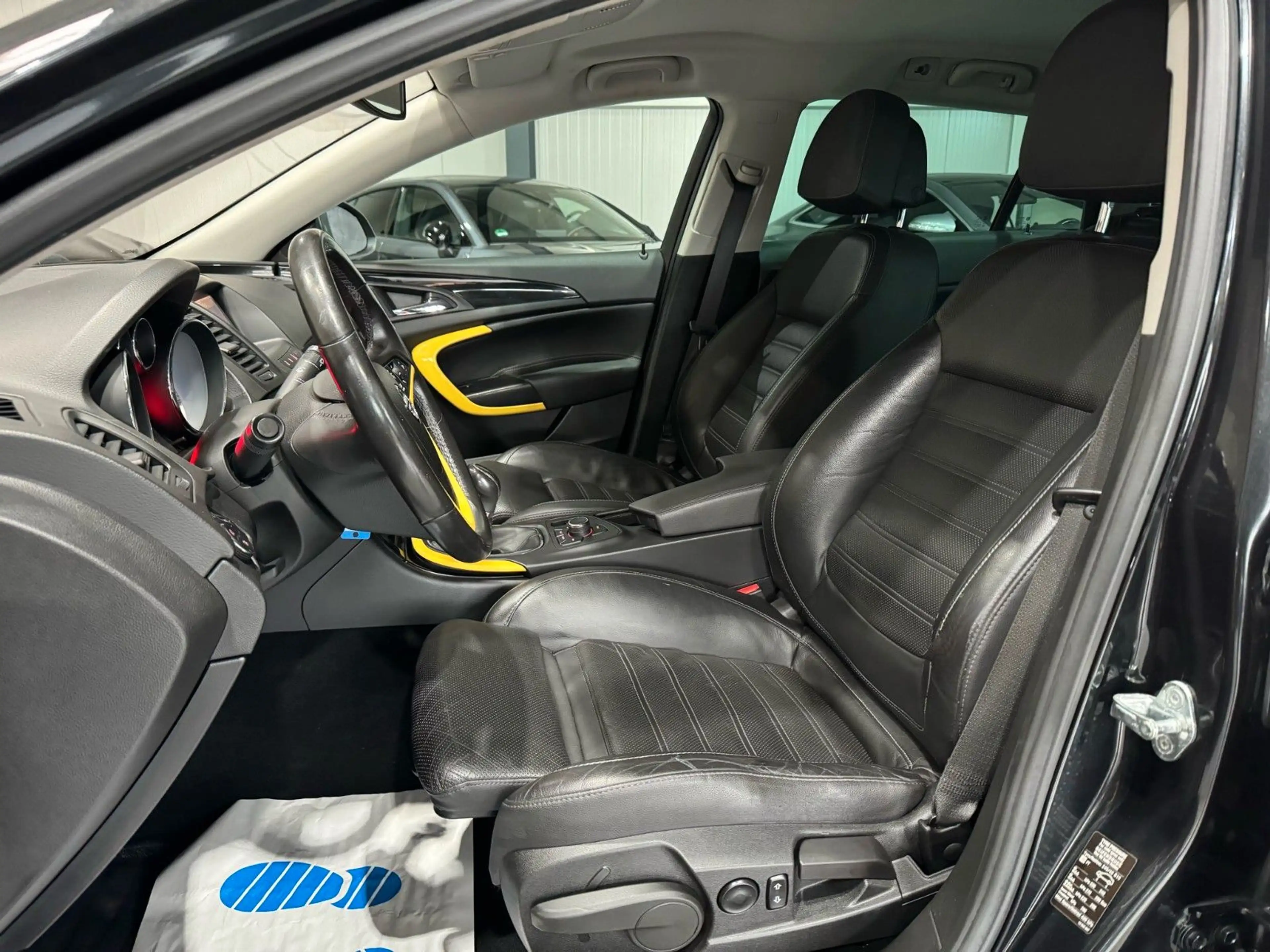 Opel Insignia A Sports Tourer Cosmo 2.0D NAVI SHZ AHK — photo 8