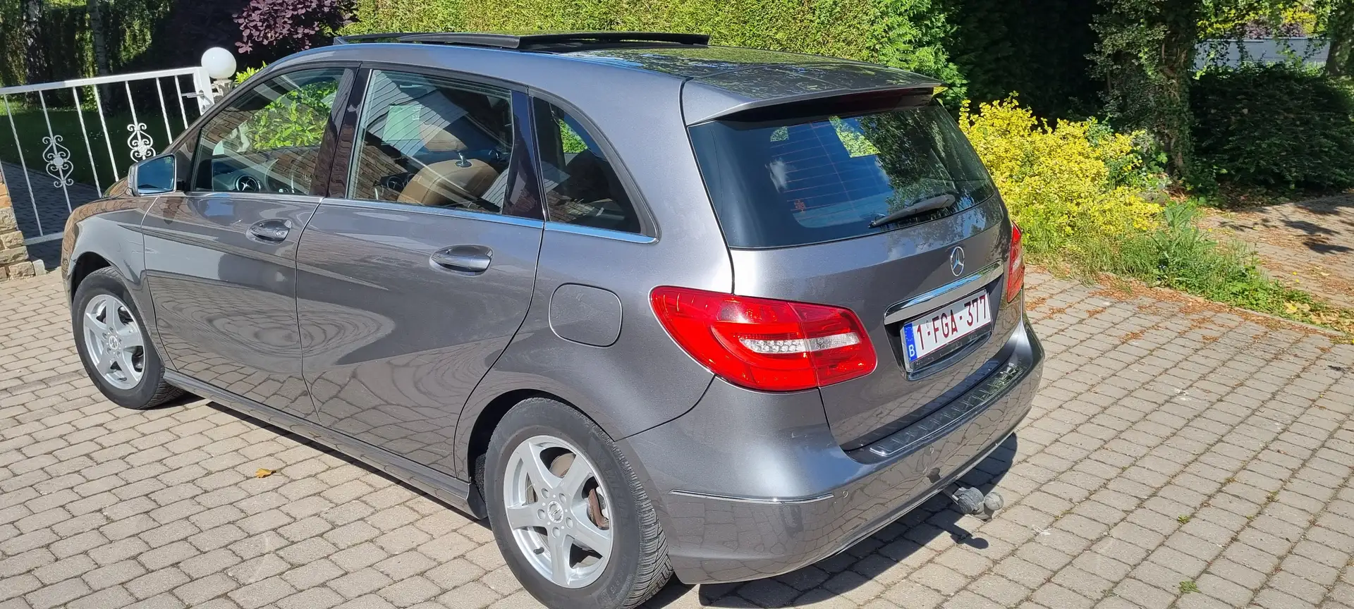 Mercedes-Benz B 180 B 180 CDI Серый - 2