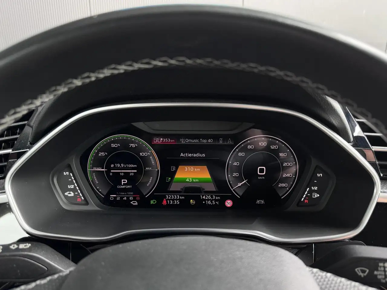Audi Q3 45 TFSI e S Line BLACK OPTIC AFN. HAAK MATRIX LED, миниатюра 4