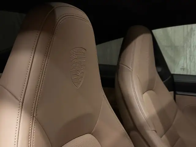 Porsche 992 911 Carrera 4S 1.HAND APPROVED SPORTAGA 360KAM BO Ansicht 38