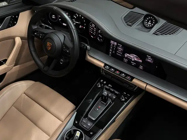 Porsche 992 911 Carrera 4S 1.HAND APPROVED SPORTAGA 360KAM BO Ansicht 35