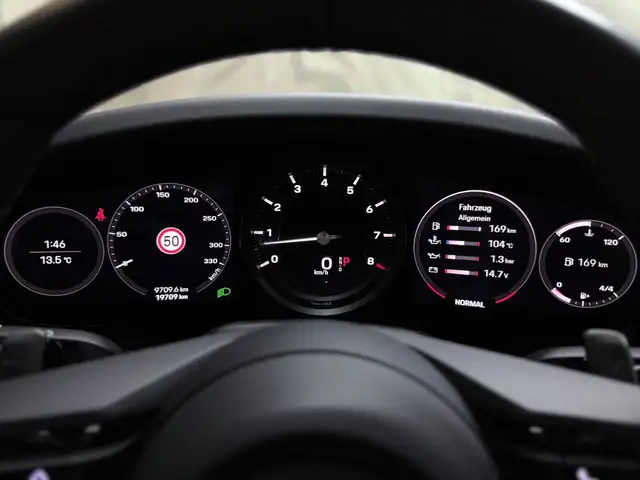 Porsche 992 911 Carrera 4S 1.HAND APPROVED SPORTAGA 360KAM BO Ansicht 40