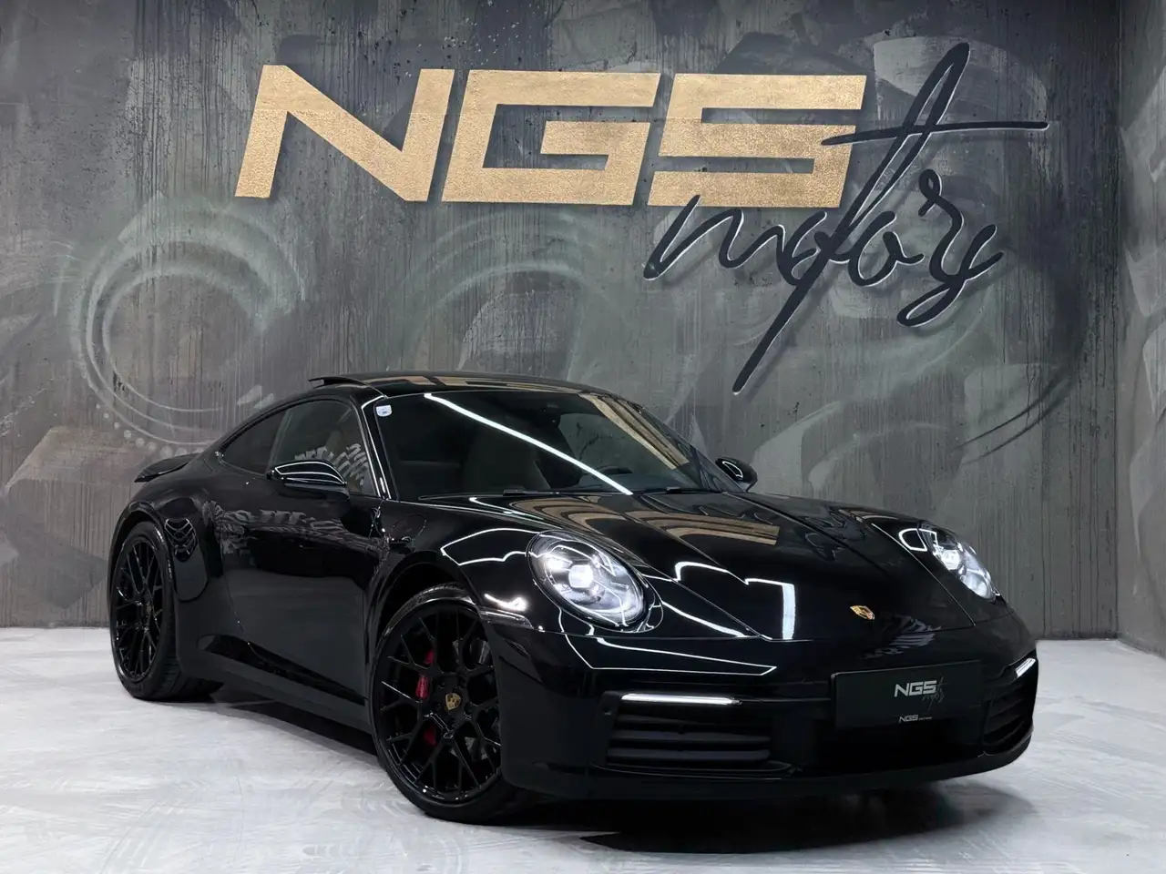 Porsche 992 911 Carrera 4S 1.HAND APPROVED SPORTAGA 360KAM BO