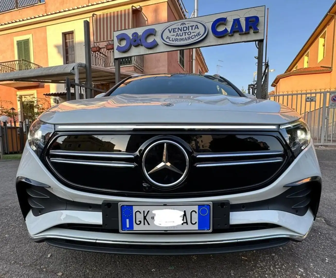 Mercedes-Benz EQA 250 EQA 250 Premium Pro TETTO PELLE KEY NAVI  UNIPRO Bianco - 2