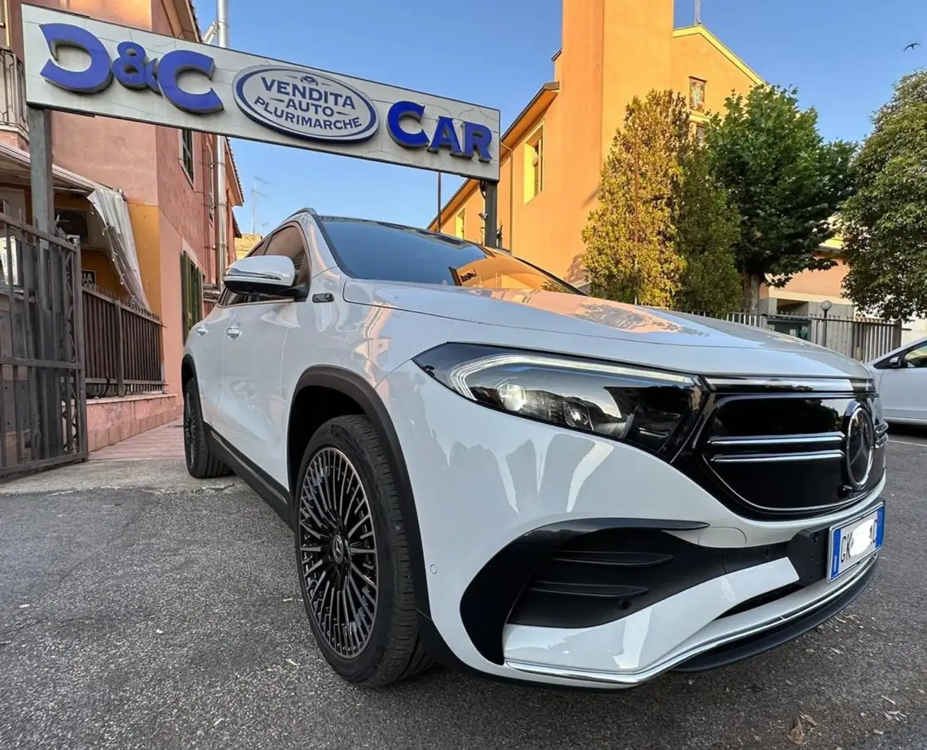 Mercedes-Benz EQA 250 EQA 250 Premium Pro TETTO PELLE KEY NAVI  UNIPRO Bianco - 1