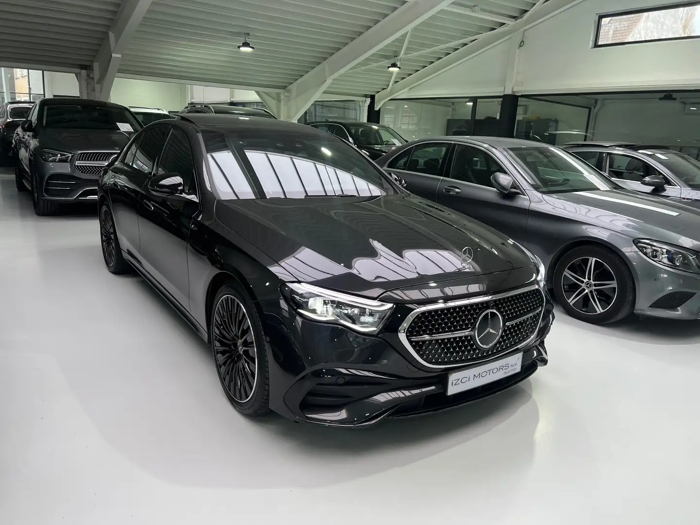 Mercedes-Benz E 220 d Star Edition AMG PACK FULL OPTION EXTRA DISPLAY! Black - 1