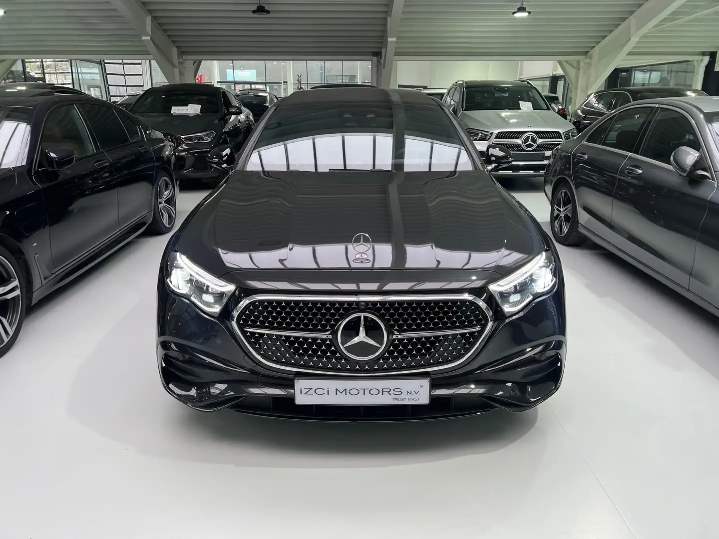 Mercedes-Benz E 220 d Star Edition AMG PACK FULL OPTION EXTRA DISPLAY! Black - 2