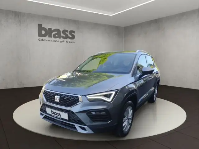 SEAT Ateca 1.5 TSI Style AHK Vorbereitung Einparkhilf