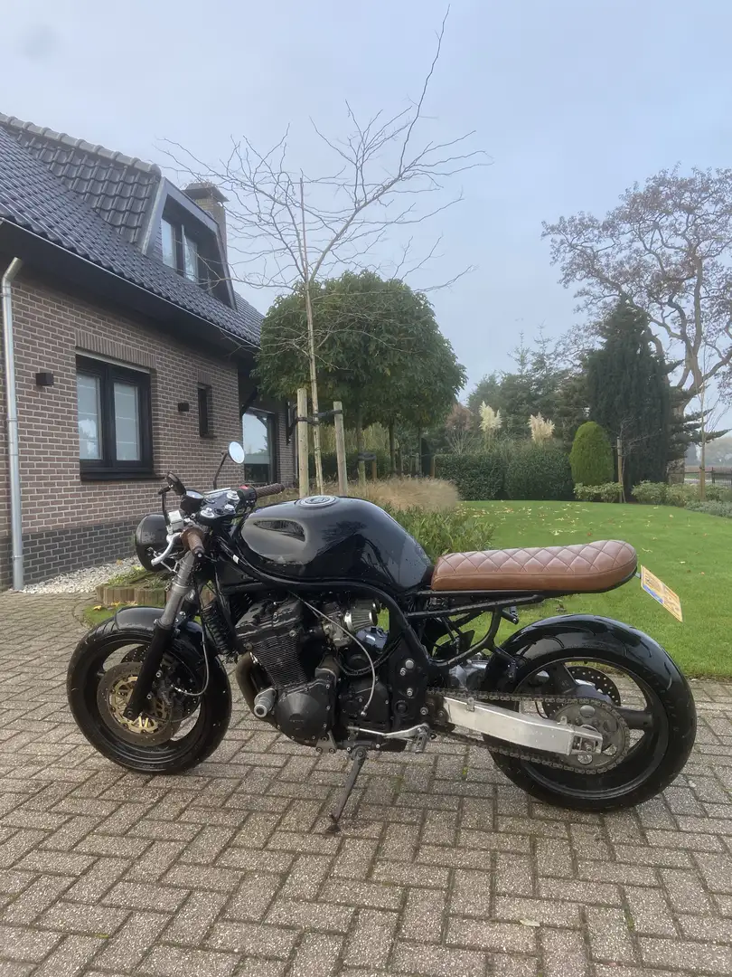 Suzuki GSX 1200 café racer Zwart - 1