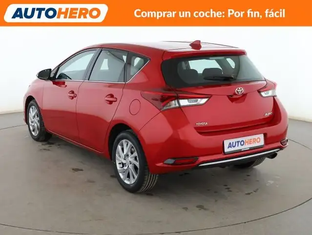 Toyota Auris view 4