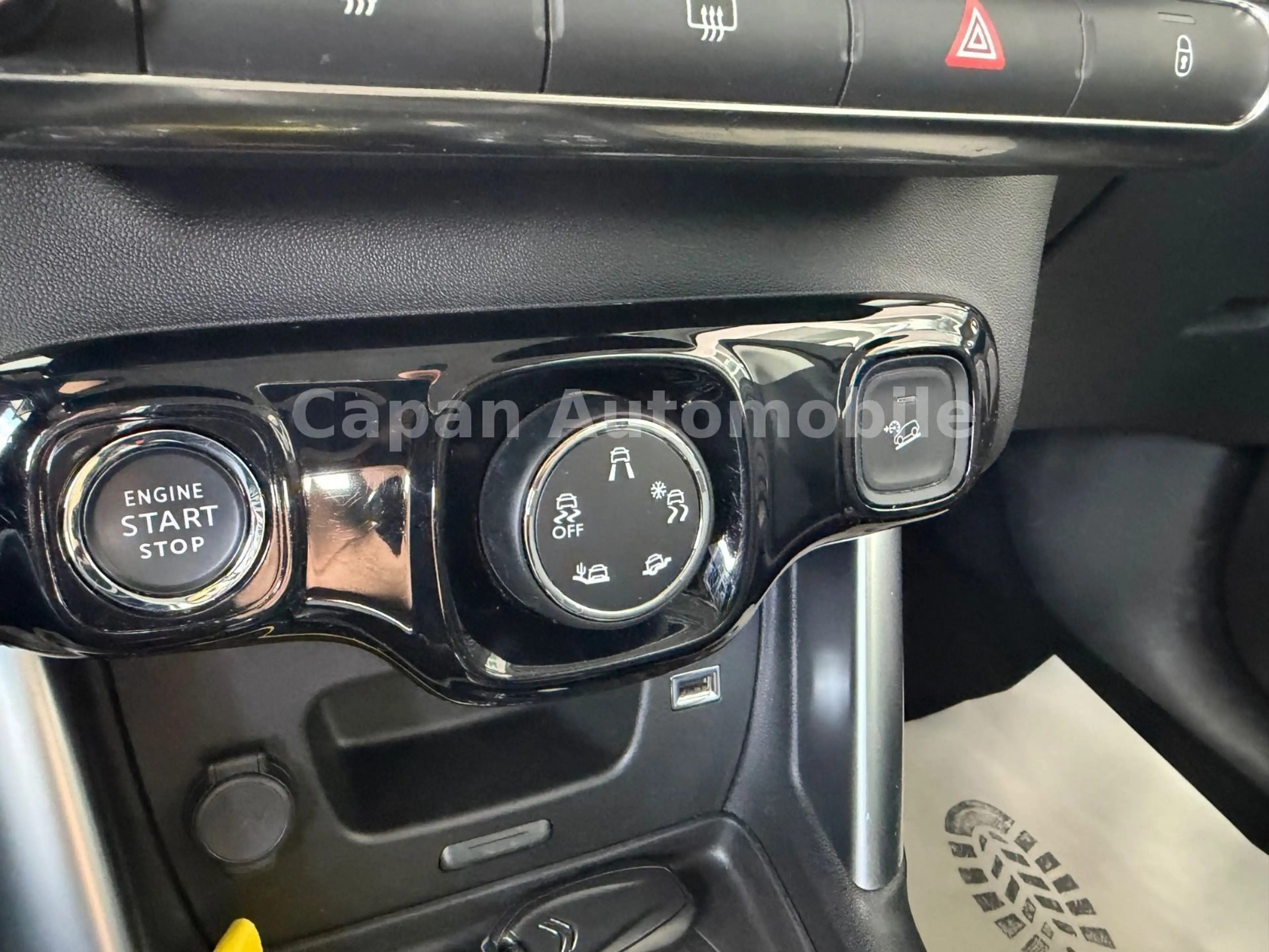 Citroen C3 Aircross Feel Navi/Scheckheft/Head-Up/EURO6 — photo 13