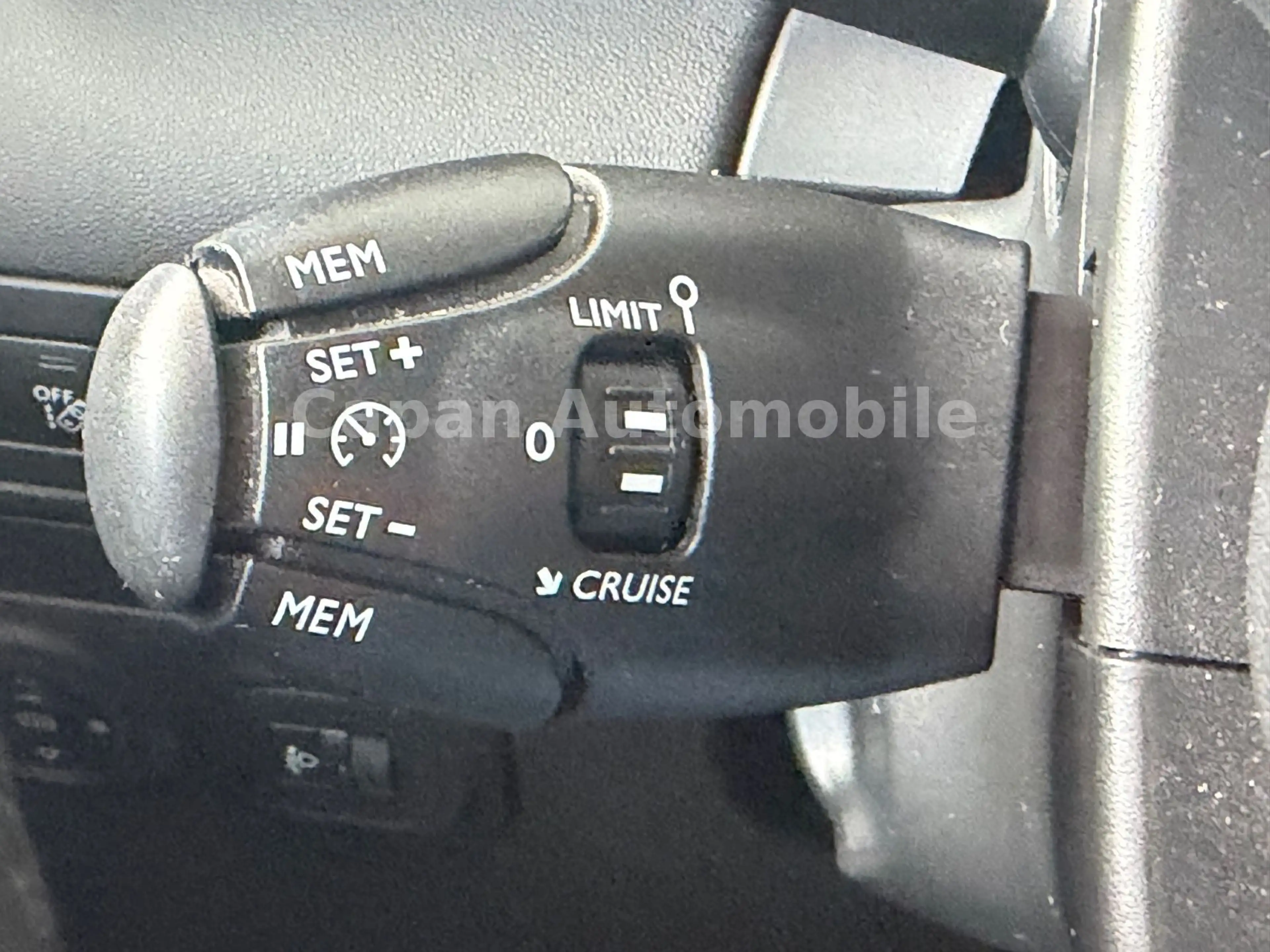 Citroen C3 Aircross Feel Navi/Scheckheft/Head-Up/EURO6 — photo 15