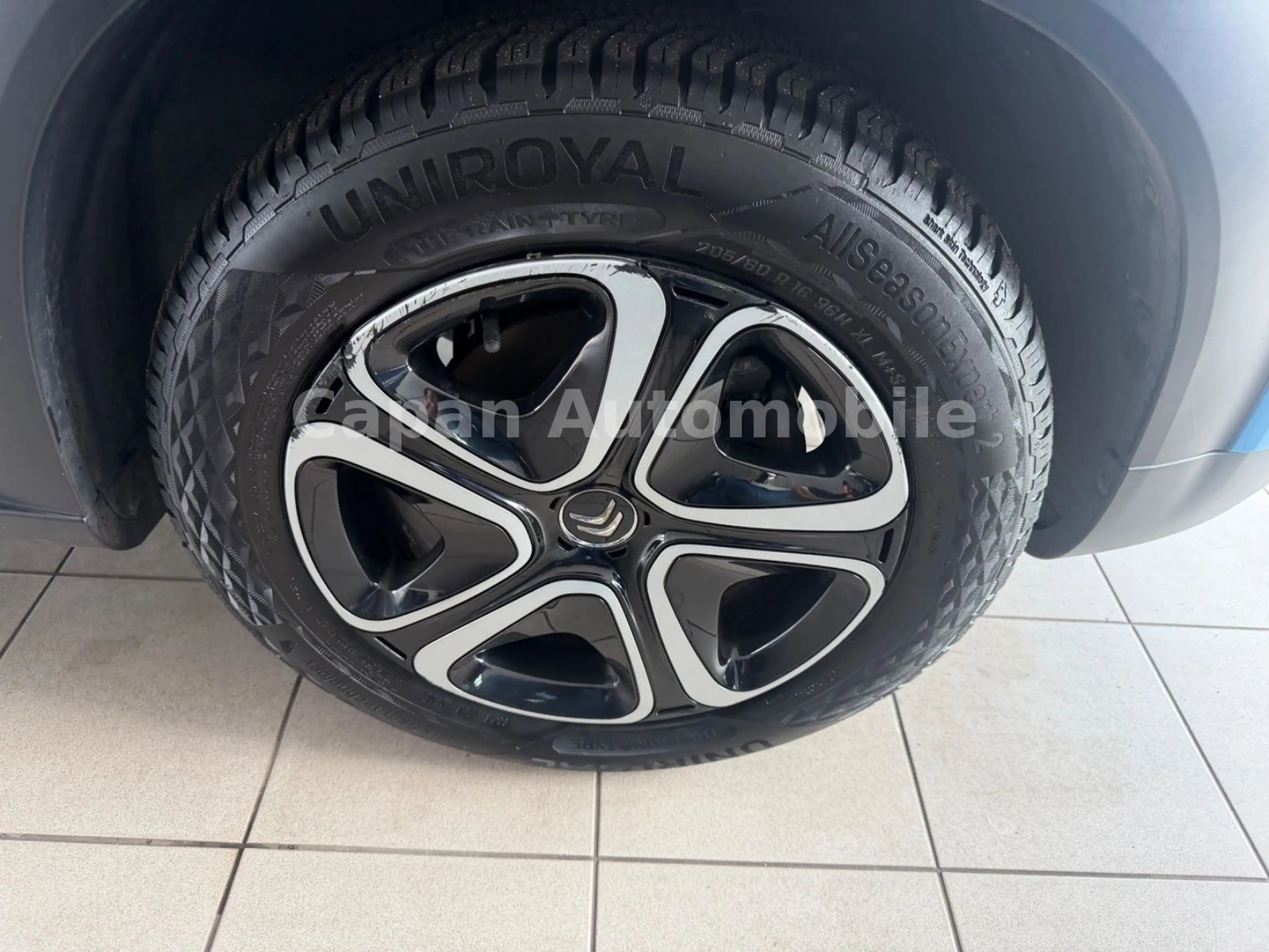 Citroen C3 Aircross Feel Navi/Scheckheft/Head-Up/EURO6 — photo 9