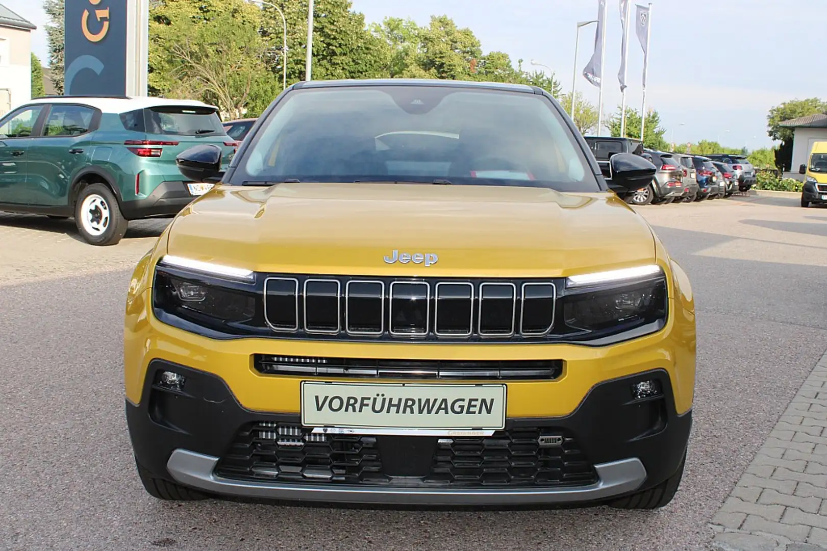 Jeep Avenger 1.2 GSE T3 Altitude Gelb - 2