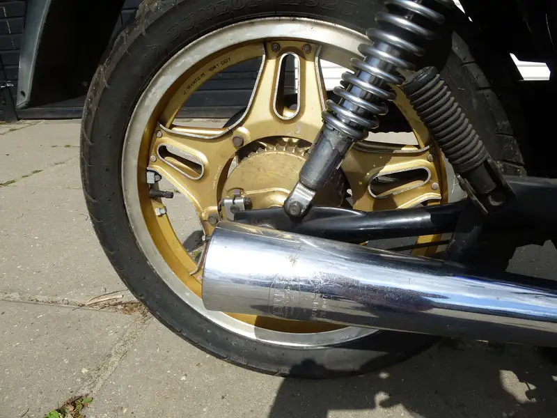 Honda CB 400 - foto 6