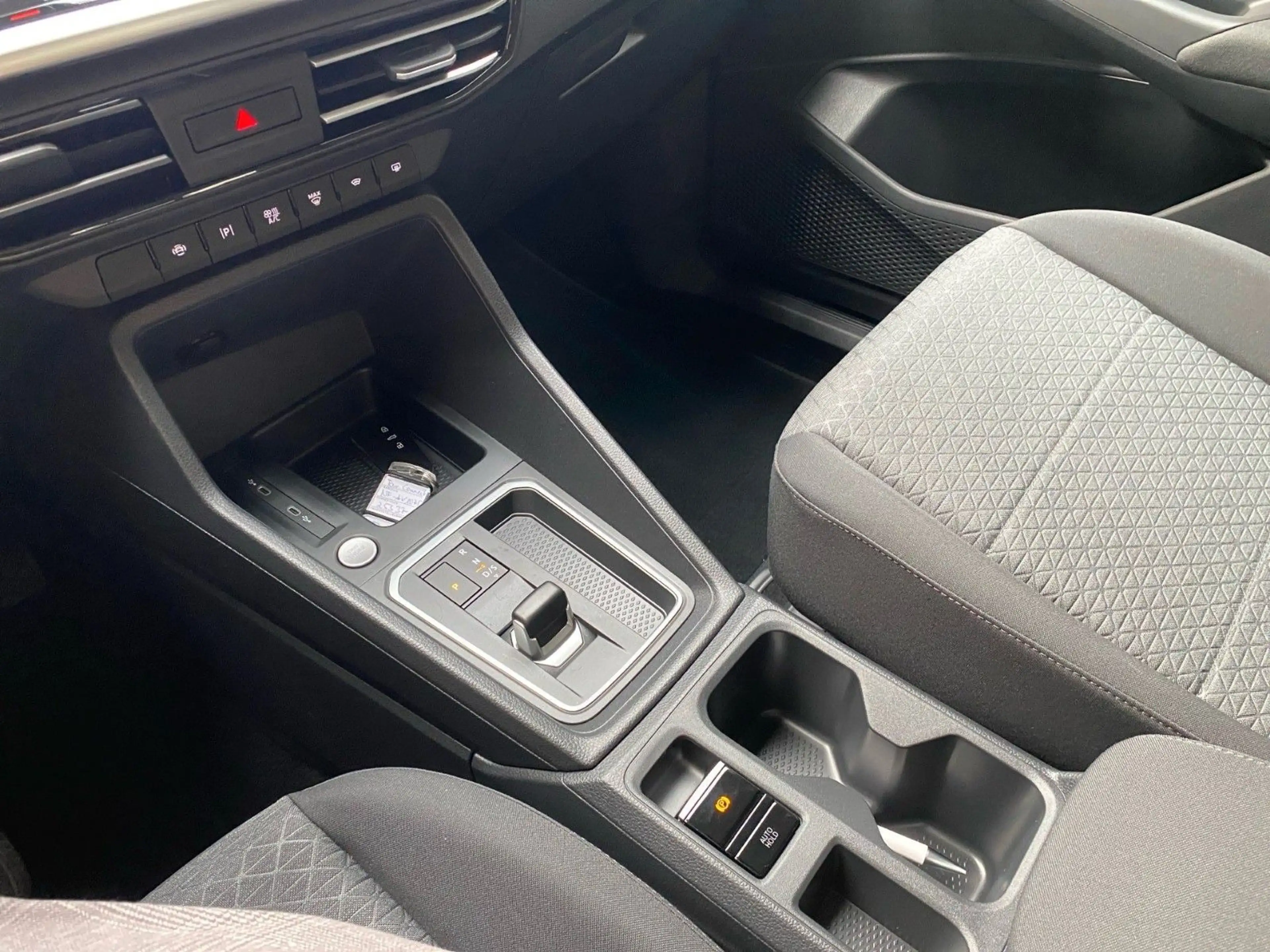 Ford Tourneo Connect Titanium Automatik — photo 14