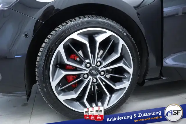 Ford Focus view 24