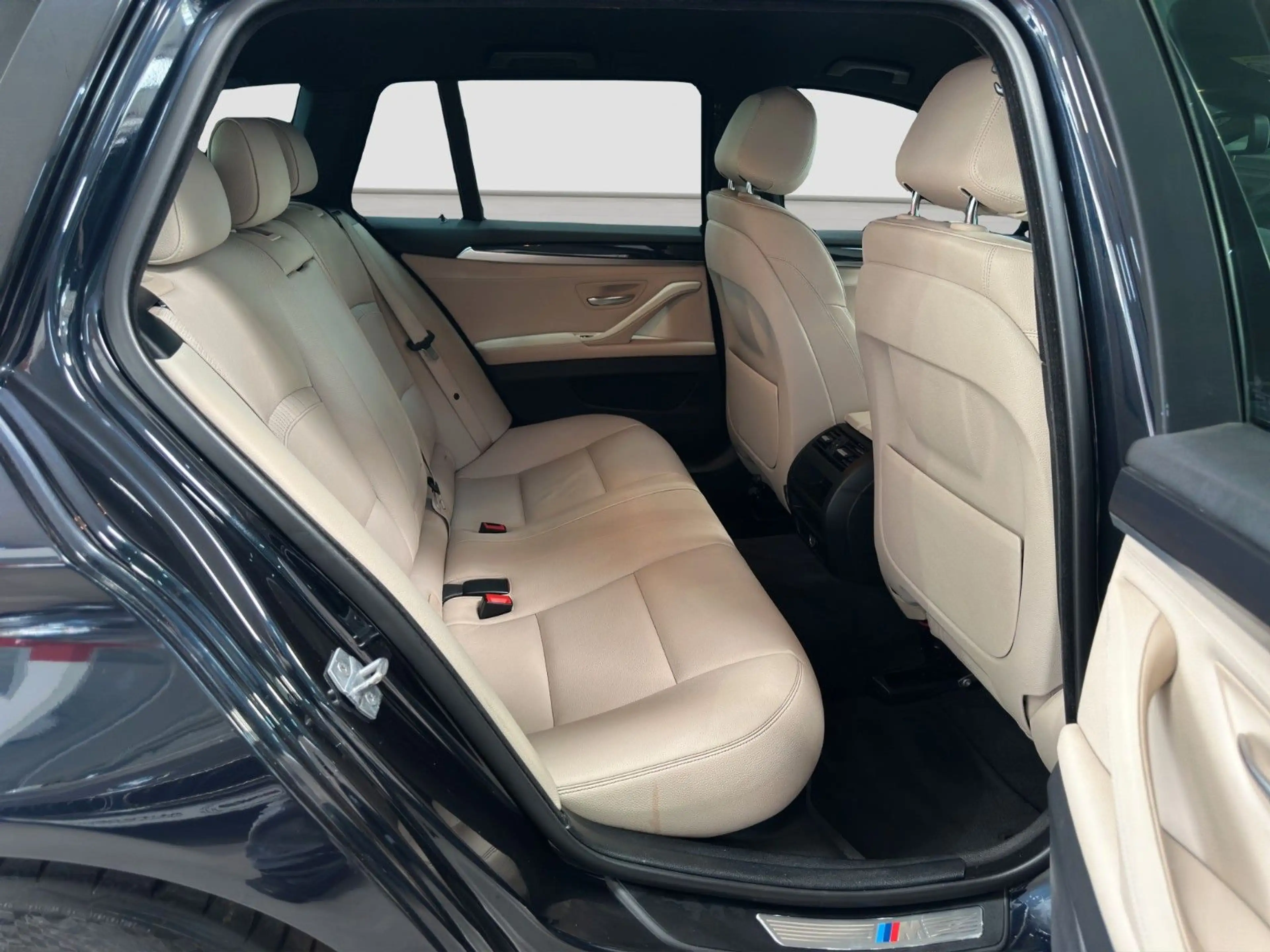 BMW 530 dT M-SPORT xDr. LCI ACC NAVI KAMERA AHK — photo 11