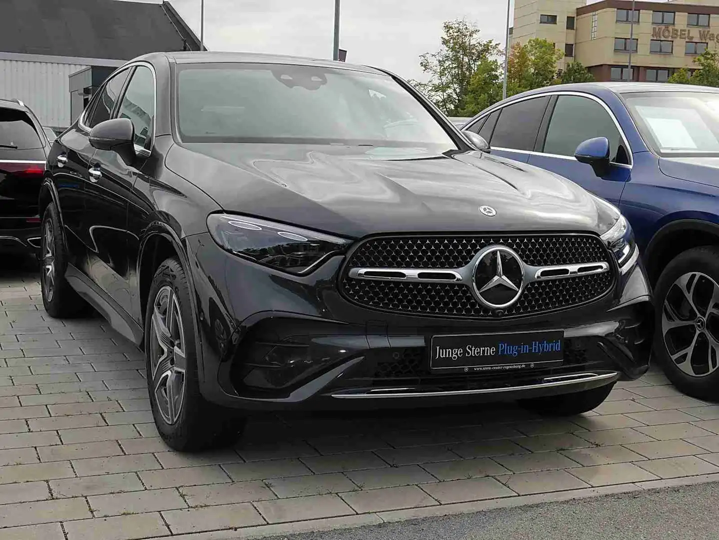 Mercedes-Benz GLC 300 e 4M Coupé AMG PREMIUM+DISTRONIC+AHK+360 Grau - 2