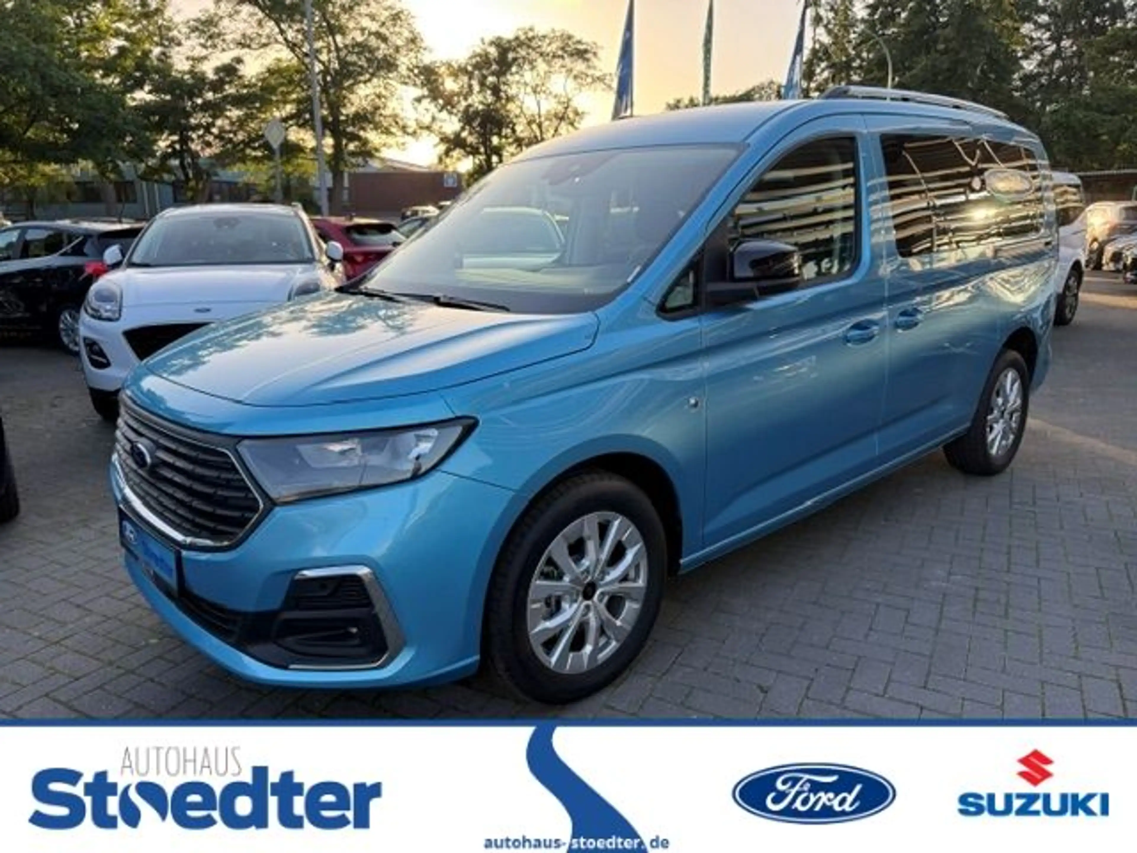 Ford Tourneo Connect Grand Titanium Navi Leder Digita
