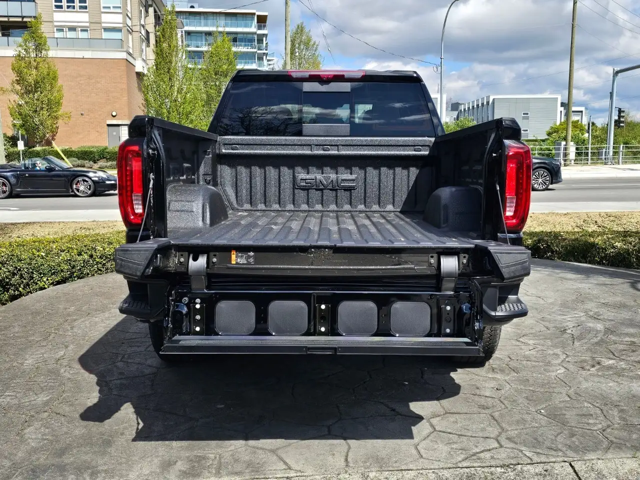 GMC Sierra 1500 снимка GMC Sierra 1500