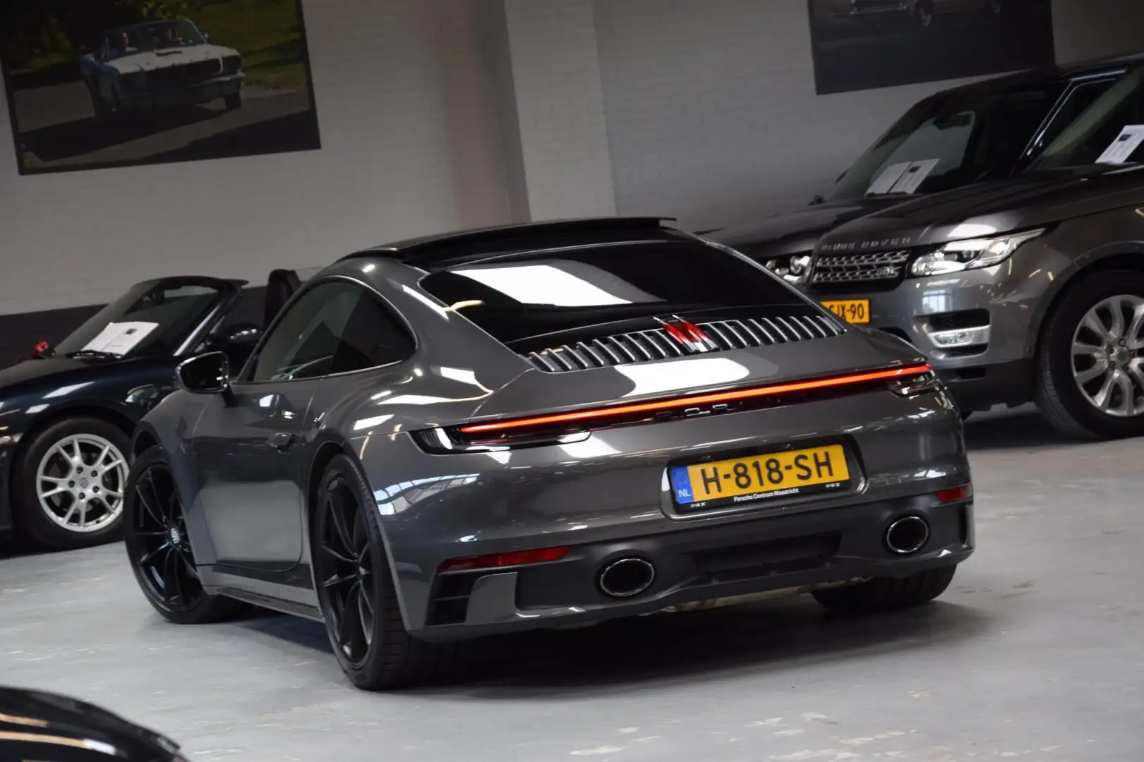 Porsche 992 992 3.0 Carrera 4 S *Sport Design Pakket*| Navi|AC Gris - 2