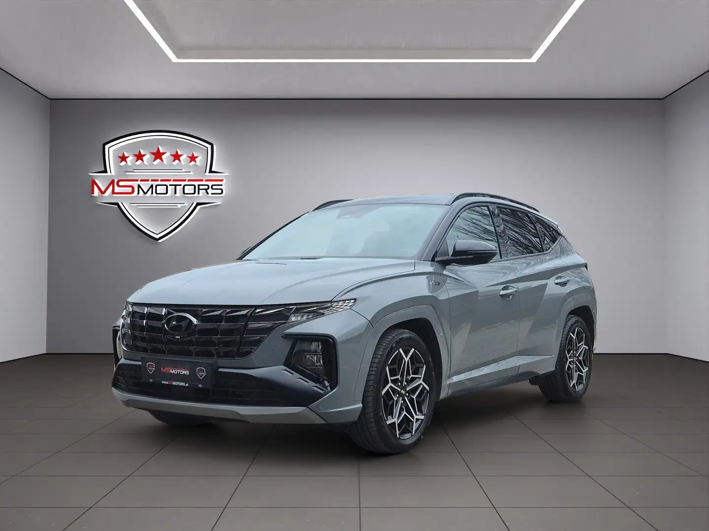 Hyundai TUCSON 1,6 CRDI 4WD N-Line*360 KAMERA*ACC*ALCANTARA*KREDI Grau - 1