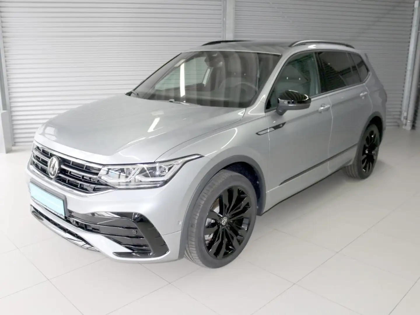 Volkswagen Tiguan Allspace R-Line 2.0 TSI DSG 4x4 AHK Navi Silber - 2