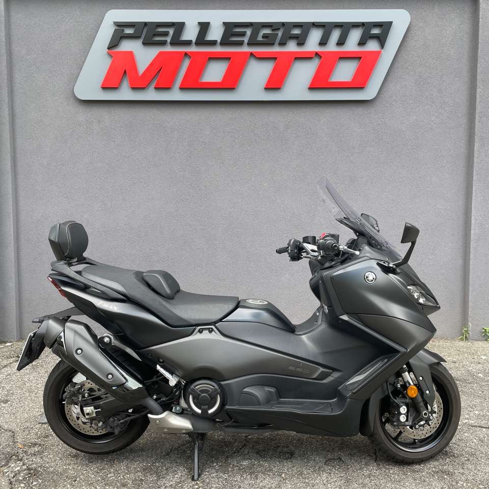 Yamaha TMAX 560