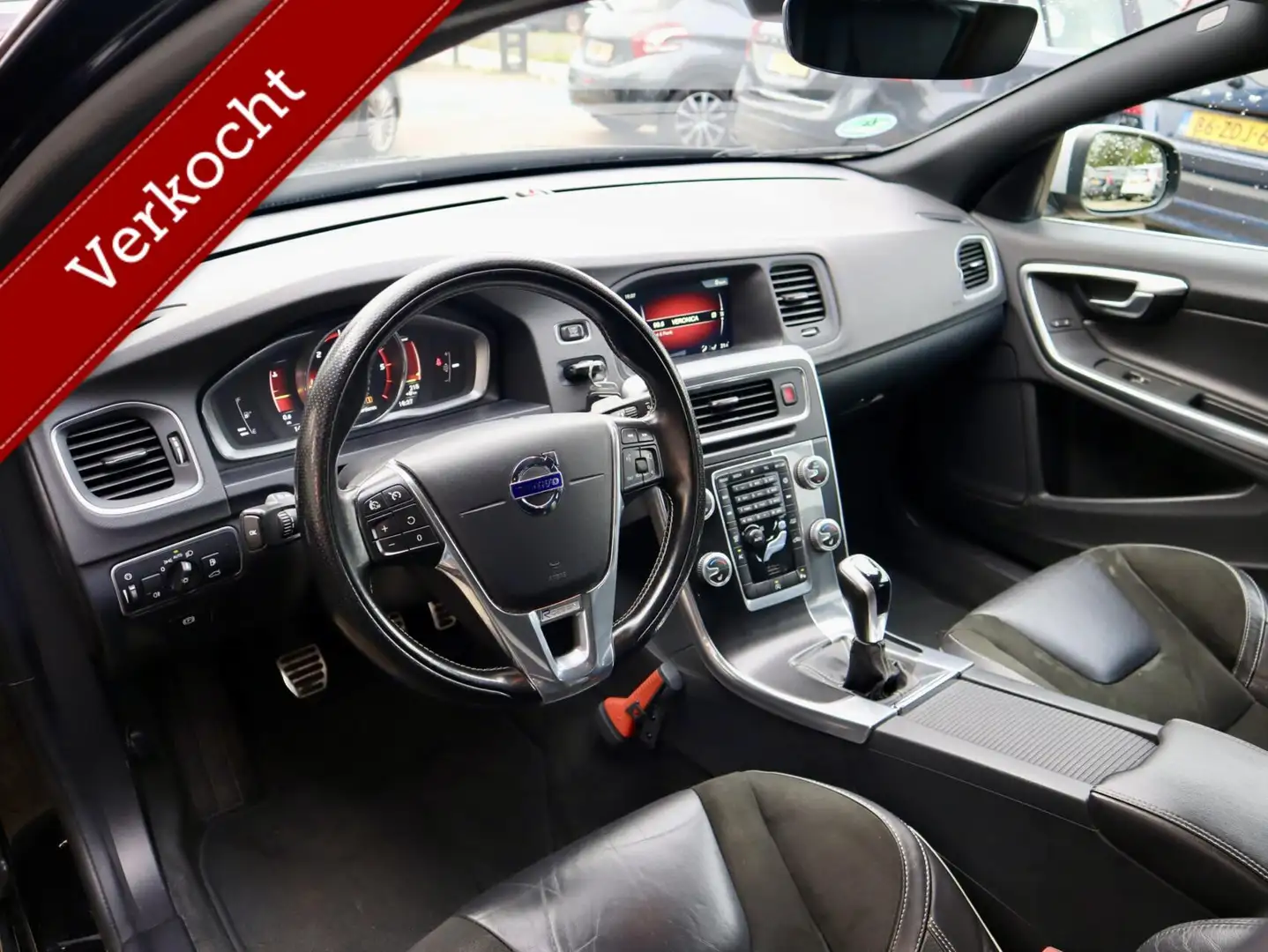 Volvo V60 2.0 D2 Nordic+ R-Design, Volvo dealer onderhouden Noir - 2