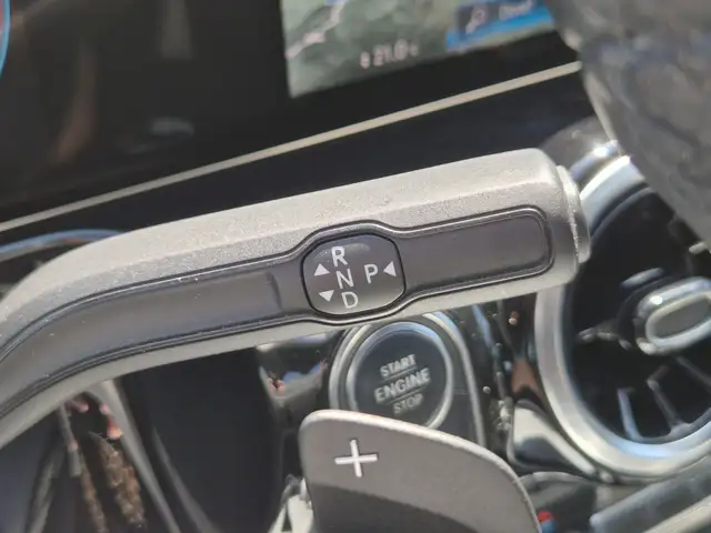 Mercedes-Benz Gla view 10