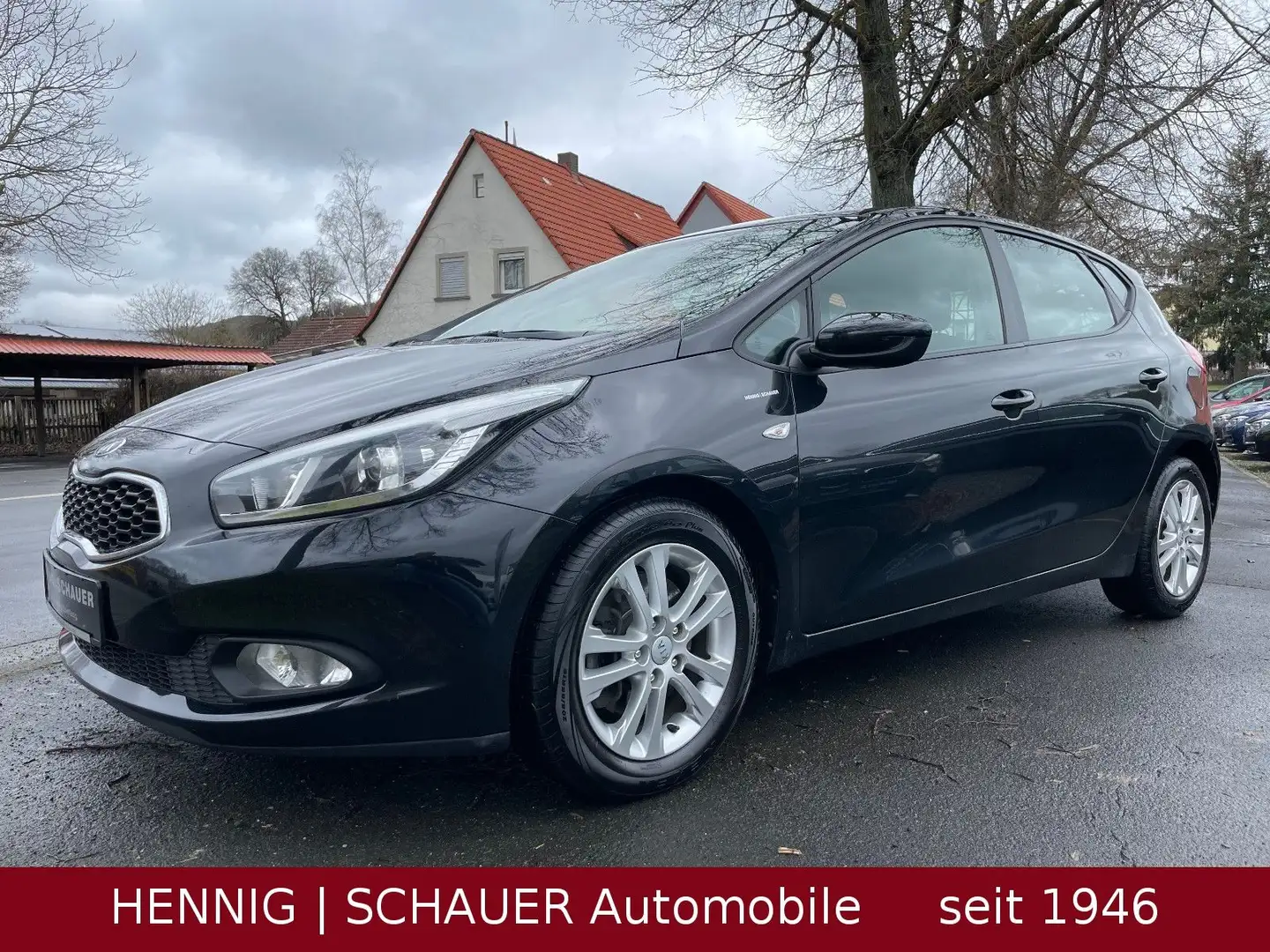 Kia Ceed / cee'd 1.4 Šedá - 1
