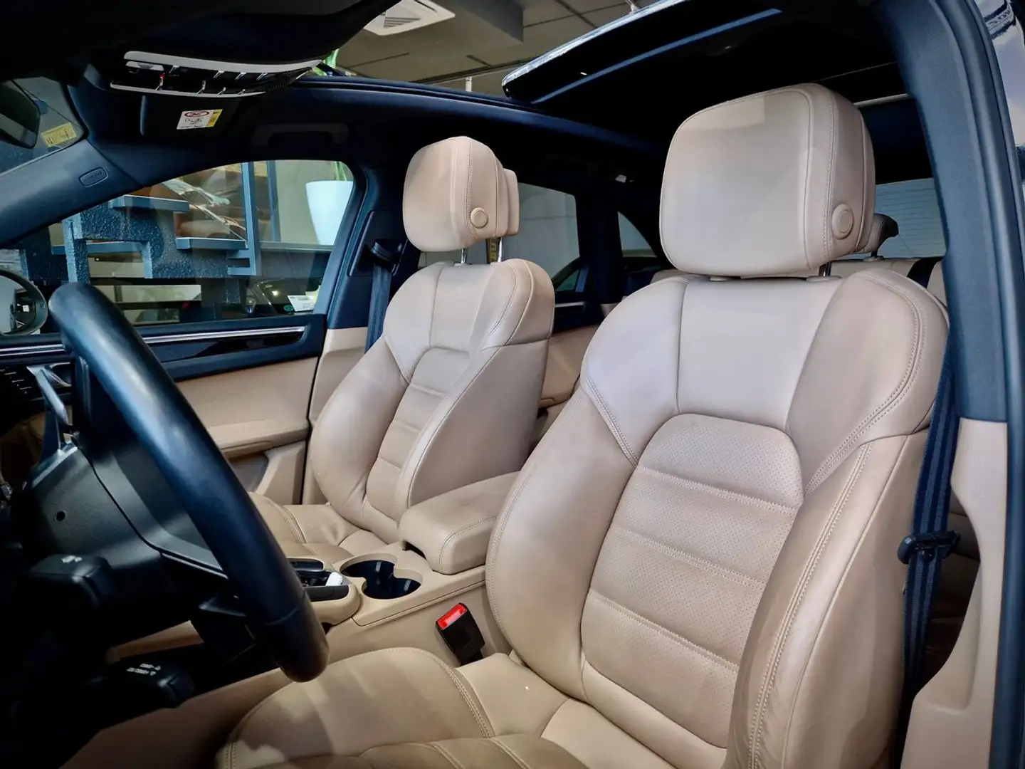 Porsche Macan S. Schwarz - 2