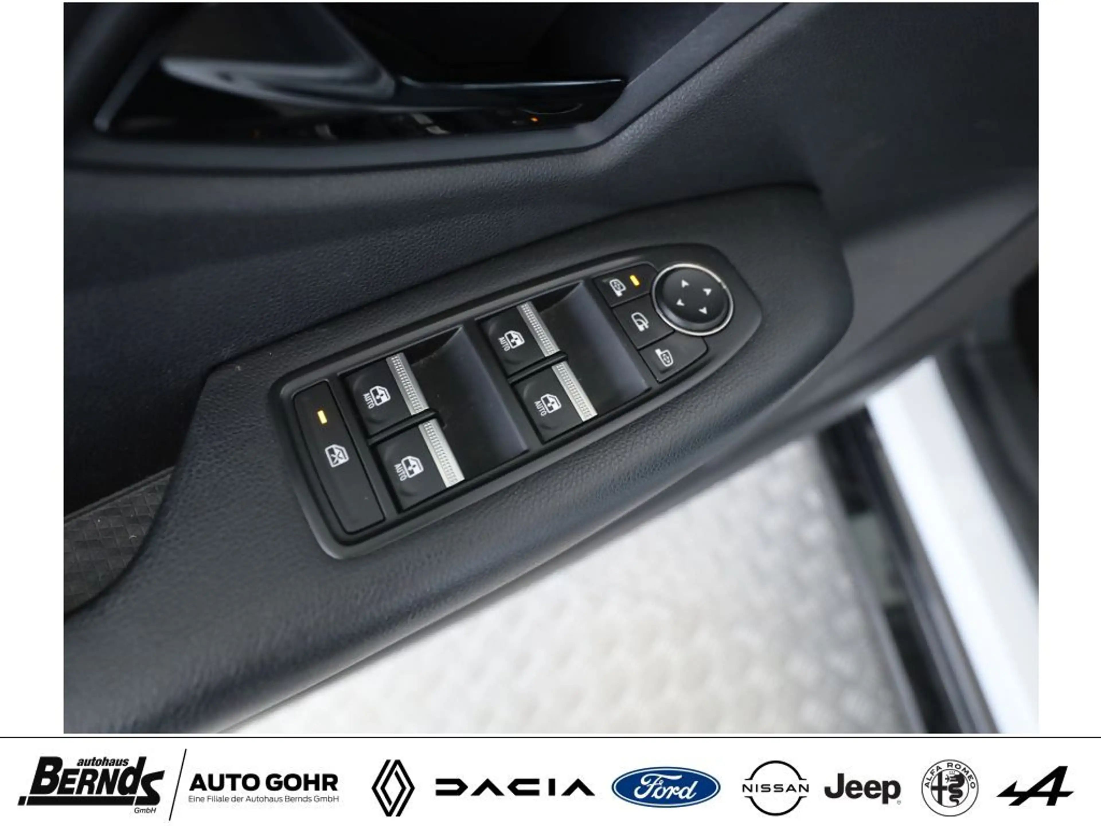 Renault Megane E-Tech EV40 130hp boost charge Equilibre WÄRMEPUMPE PDC — photo 14