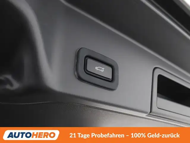 Land Rover Range Rover Evoque view 30
