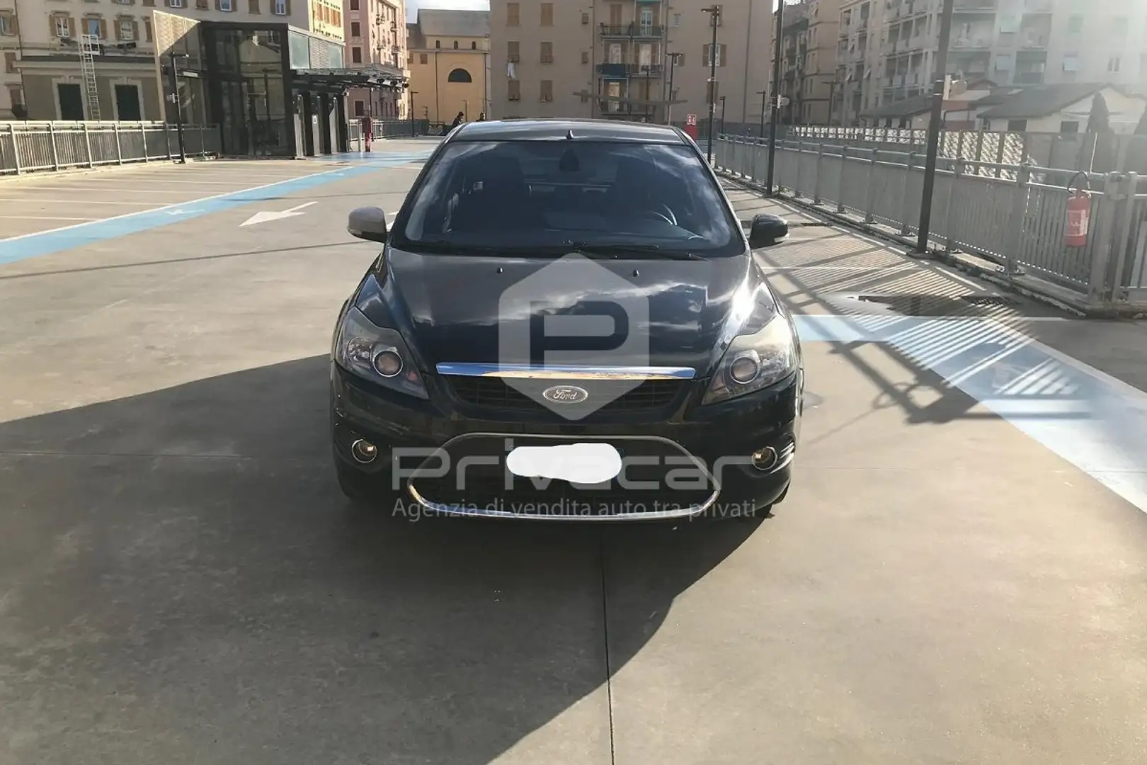 Ford Focus Focus 2.0 (145CV) 5p. Bz.- GPL Tit. Schwarz - 2