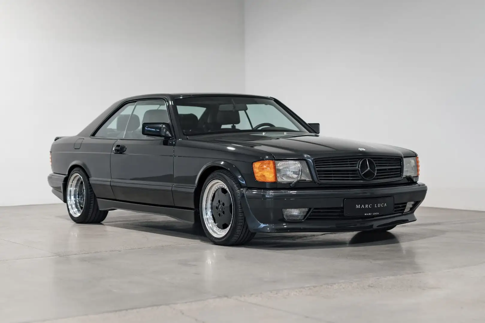 Mercedes-Benz 560 SEC 6.0 AMG Negro - 1