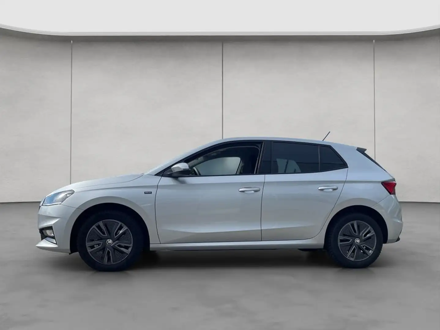 Skoda Fabia 1.0 TSI DSG Drive Silber - 2